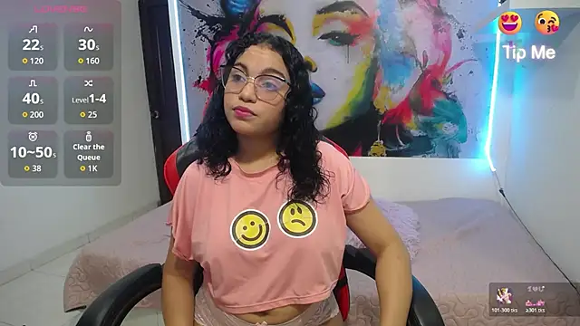 Snapshot of valeria_martinez19 chatting on 20, 5, 2026 valeria martinez19 online show from 20, 5, 2026