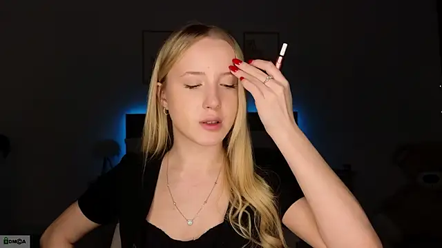 Snapshot of adele_armass chatting on 8, 2, 2026 adele armass online show from 8, 2, 2026