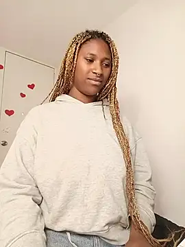 EvonyFoxxx online show from 4, 3, 2026