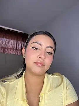 Snapshot of Elina_Hills chatting on 25, 5, 2026 Elina Hills online show from 25, 5, 2026