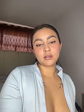 Snapshot of Elina_Hills chatting on 26, 5, 2026 Elina Hills online show from 26, 5, 2026