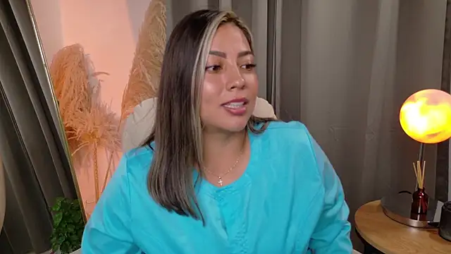 Zara Nova online show from 30, 5, 2026