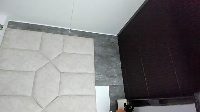 Liia Leens online show from 21, 2, 2026