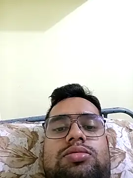 unknownman697856 online show from 31, 10, 2025