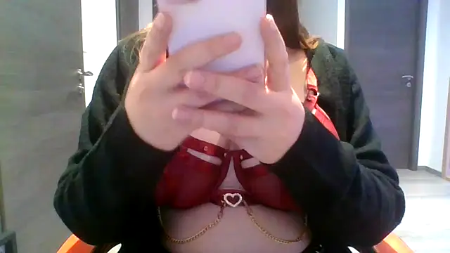 EmiMiss06 online show from 21, 11, 2025