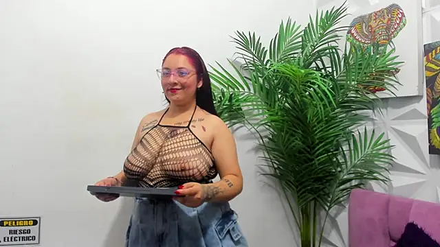 Anggie Miller online show from 17, 12, 2025