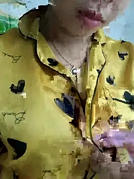 kitti-krush online show from 3, 11, 2025