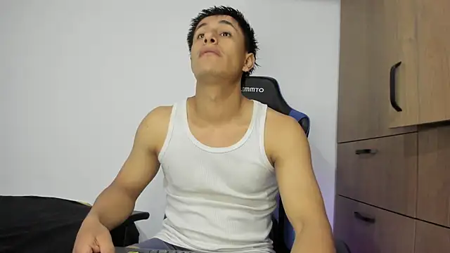 dorman boy online show from 4, 12, 2025