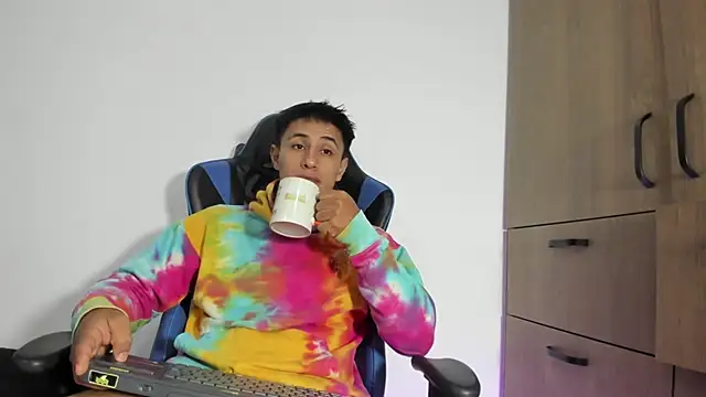 dorman boy online show from 18, 2, 2026