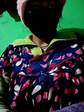 Snapshot of Rsr-1 chatting on 6, 1, 2026 Rsr-1 online show from 6, 1, 2026