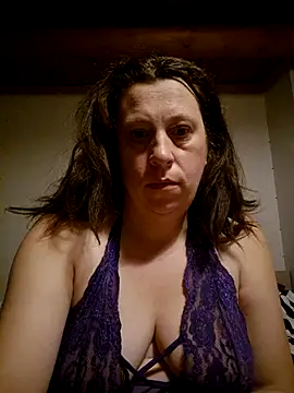 Snapshot of roussechaudasse chatting on 3, 11, 2025 roussechaudasse online show from 3, 11, 2025