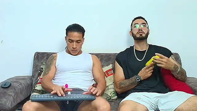 thebadboys05 online show from 1, 7, 2026