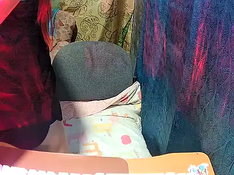 yumi-meya online show from 12, 1, 2026