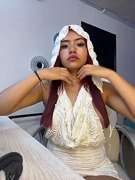 Sabrin Miller online show from 12, 11, 2025