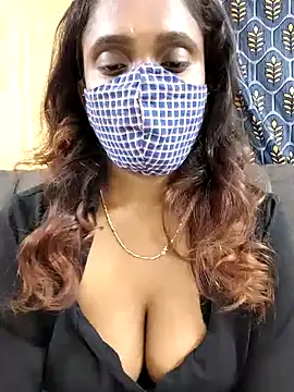 Queen-dhivya online show from 2, 12, 2025