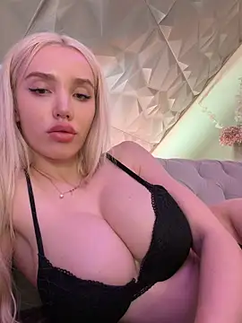 Lana-Grey online show from 8, 4, 2026