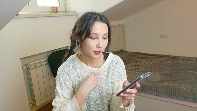 Elina Rosee online show from 9, 11, 2025