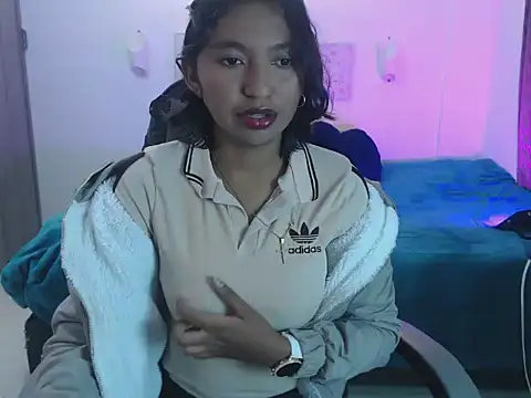 Snapshot of Samanta_777 chatting on 13, 5, 2026 Samanta 777 online show from 13, 5, 2026