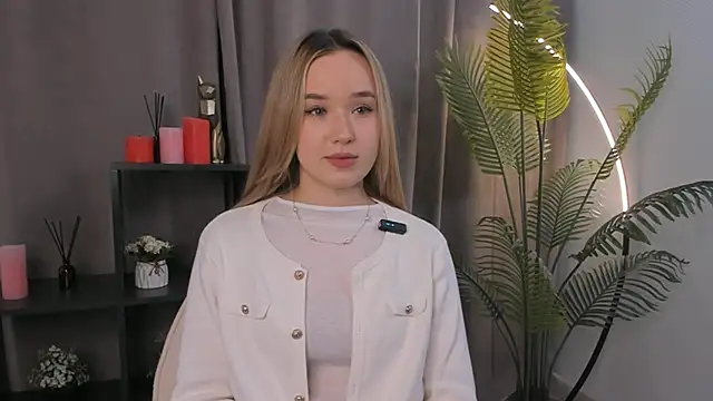 EveMcclearen online show from 3, 11, 2025