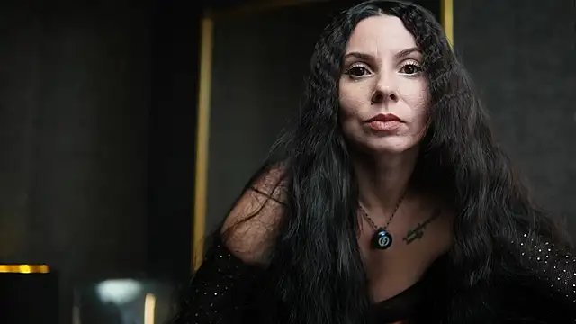 GiaEasyIce online show from 2, 12, 2025