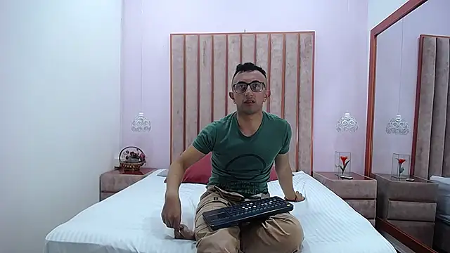 Snapshot of Addam_Hunter chatting on 10, 11, 2025 Addam Hunter online show from 10, 11, 2025