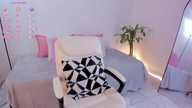  Hanna Williams  online show from 23, 3, 2026