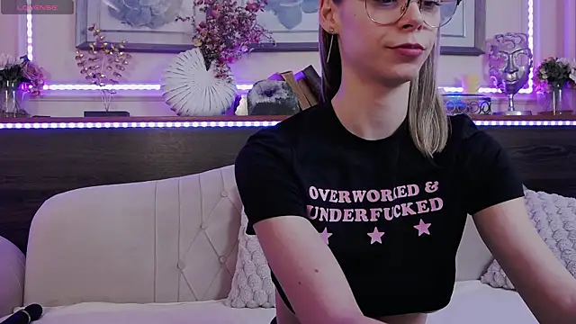 GracieCute online show from 15, 1, 2025