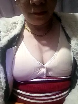 small-house123 online show from 4, 12, 2025