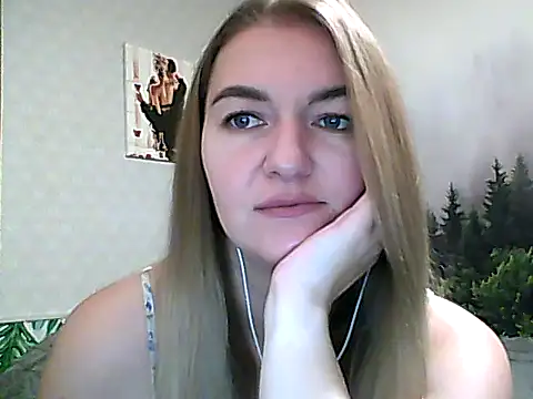 Snapshot of CandyOLimeX chatting on 7, 11, 2025 CandyOLimeX online show from 7, 11, 2025