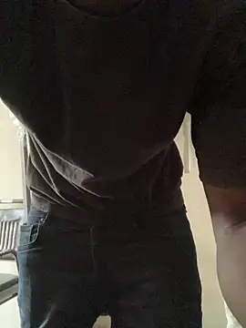 Ndodemnyamaxh online show from 4, 12, 2025