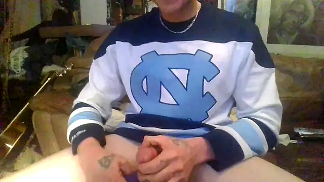 jigglethaypussi online show from 1, 2, 2026