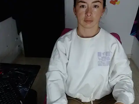 NathyMilf  online show from 8, 11, 2025