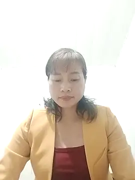 Kiuwi-omao online show from 9, 11, 2025