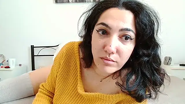 Snapshot of CharmingPearl chatting on 16, 2, 2026 CharmingPearl online show from 16, 2, 2026