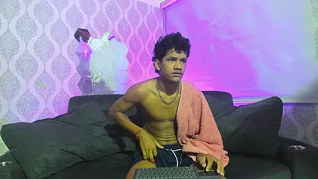 Boy savoy online show from 7, 2, 2026