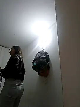 naughtygoddesss  online show from 19, 1, 2026