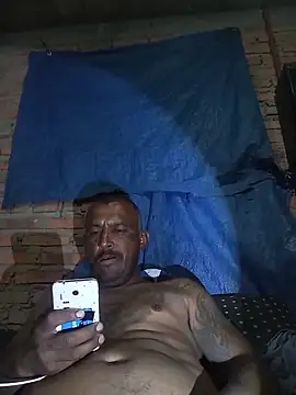 Snapshot of negrocomomisuerte chatting on 5, 4, 2026 negrocomomisuerte online show from 5, 4, 2026