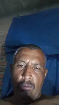 Snapshot of negrocomomisuerte chatting on 8, 4, 2026 negrocomomisuerte online show from 8, 4, 2026