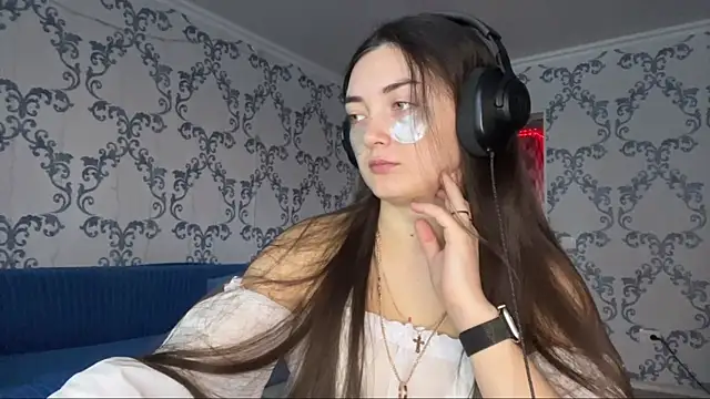 Snapshot of TwotyBright chatting on 19, 1, 2026 TwotyBright online show from 19, 1, 2026