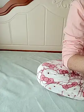 Snapshot of VVCC852 chatting on 19, 11, 2025 VVCC852 online show from 19, 11, 2025