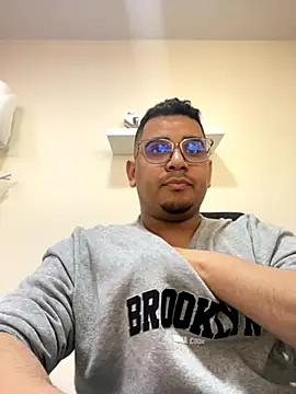 Dante Valcur online show from 3, 11, 2025