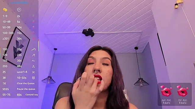 zoe-moreau online show from 5, 3, 2026