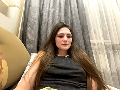 HelgaMun online show from 7, 11, 2025