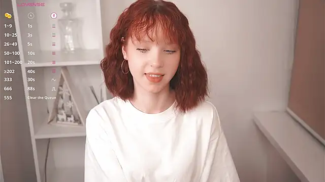 MaisieStarlight online show from 2, 2, 2026