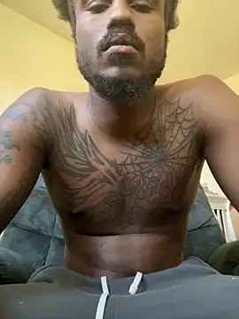 Snapshot of youngbull_dada chatting on 4, 11, 2025 youngbull dada online show from 4, 11, 2025