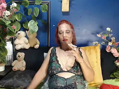 Hot queen57 online show from 20, 12, 2025