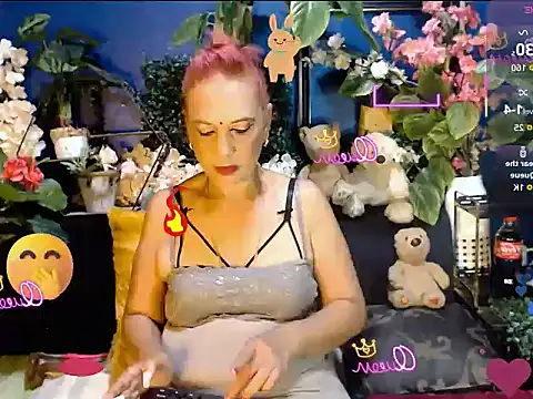 Hot queen57 online show from 7, 1, 2026