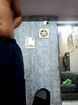 Snapshot of naughtyboyjii chatting on 4, 11, 2025 naughtyboyjii online show from 4, 11, 2025