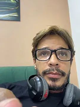Snapshot of Antoniobiague chatting on 13, 3, 2026 Antoniobiague online show from 13, 3, 2026