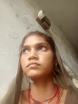 Jooli cuty online show from 5, 11, 2025